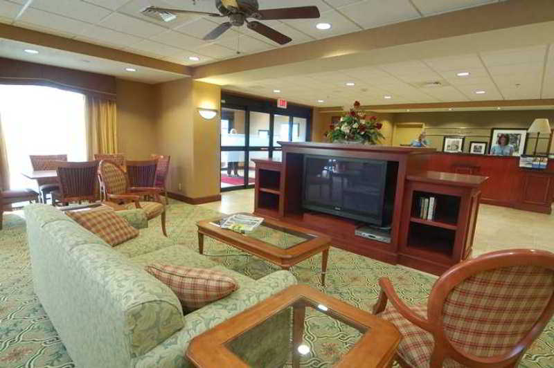 Hampton Inn Hays-North Of I-70 Interior photo
